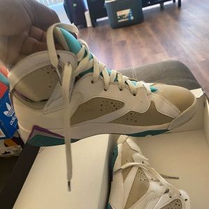 Jordan 7 “mineral” size 7y
